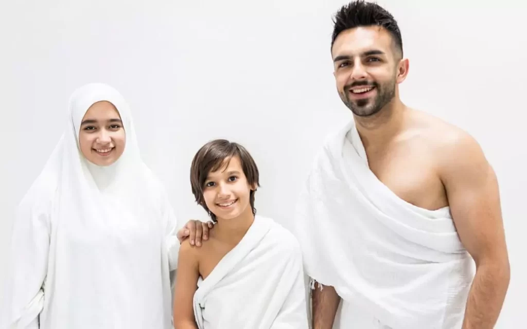 Planifier-un-Voyage-de-Hajj-en-Famille-Conseils-pour-une-Experience-Harmonieuse